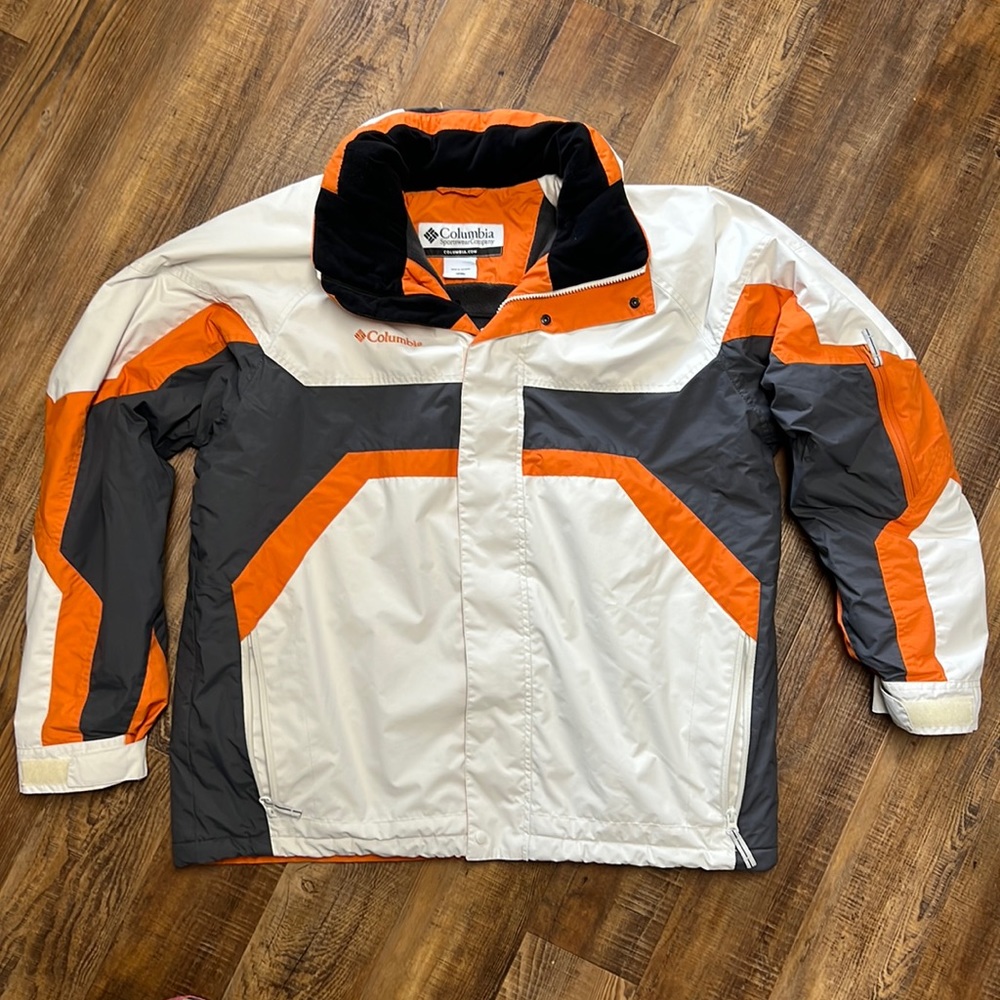 Mens Columbia coat. Size L